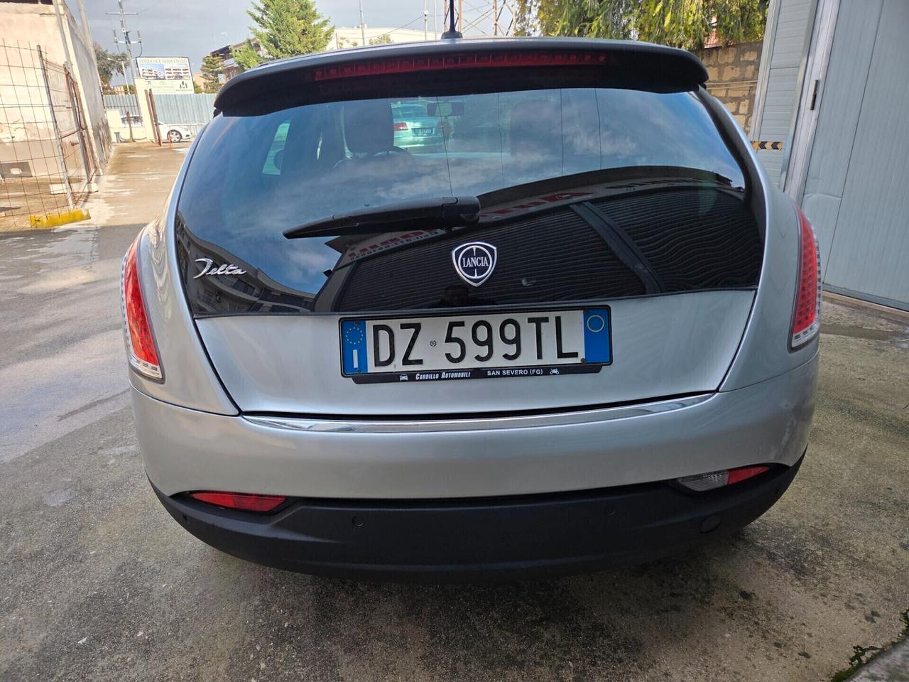 Lancia Delta 1.4 T-Jet 120 CV Platino Ecochic GPL