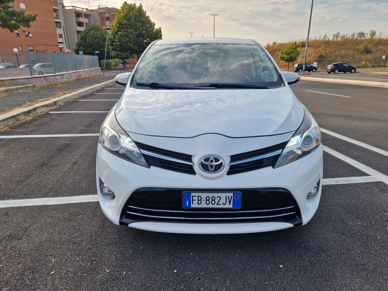 Toyota Verso 1.6d 111cv Meccanica ottima