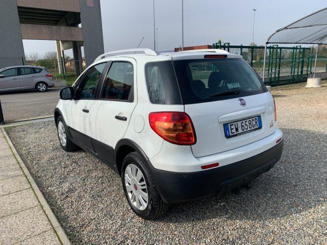 FIAT Sedici 1.6 16V 4x4 Emotion *GANCIO TRAINO*