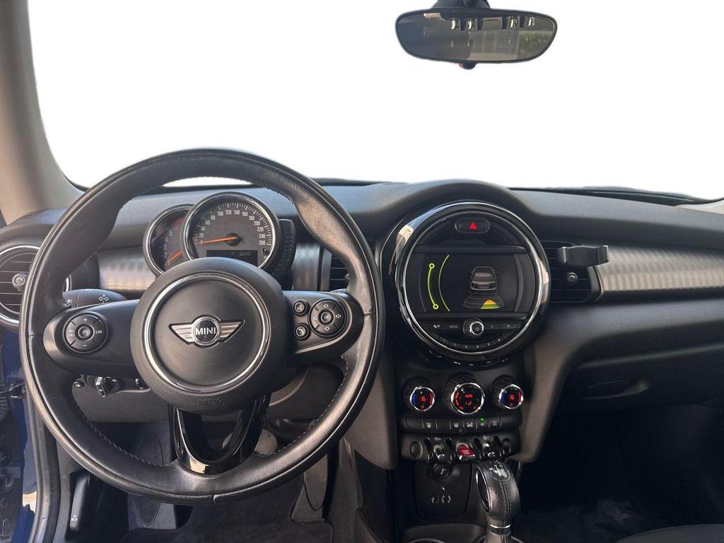 Mini Cooper D 1.5 D Cooper D Hype Auto