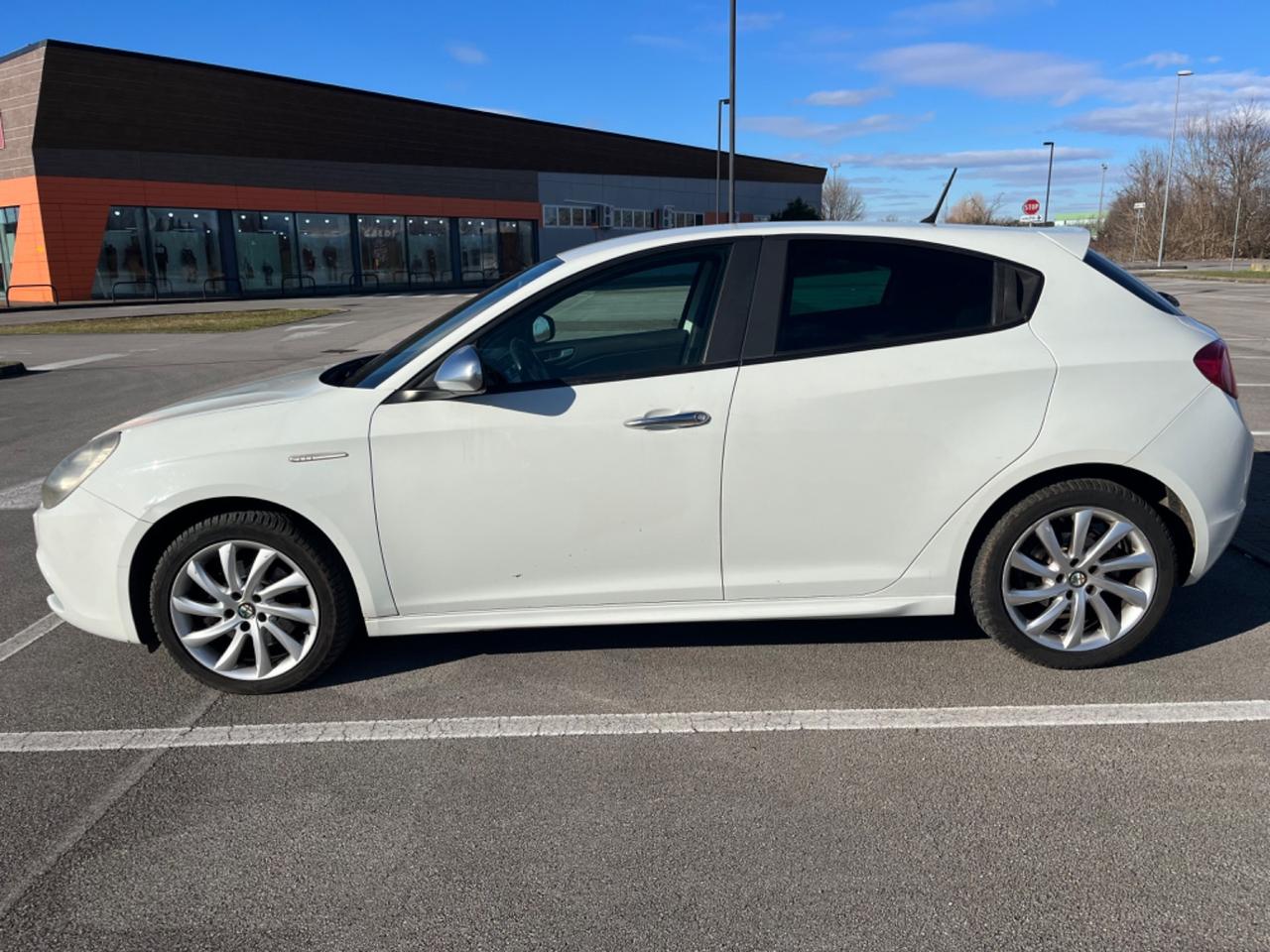 Alfa Romeo Giulietta 2.0 JTDm-2 140 CV Exclusive