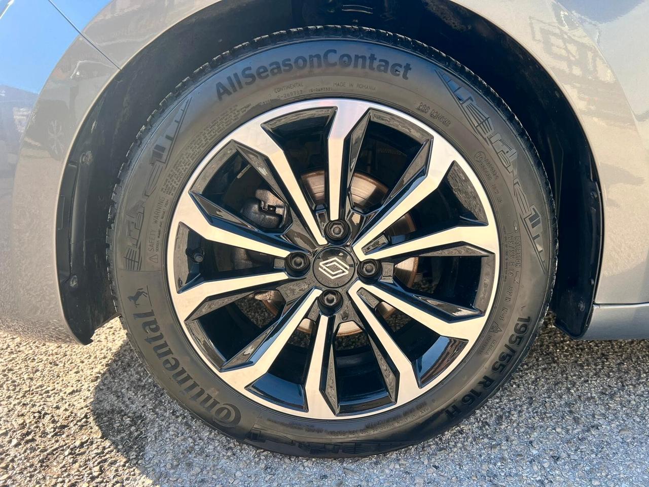 Renault Clio TCe 90 CV 5 porte Techno