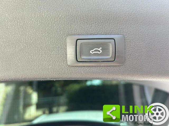 AUDI A6 Avant 40 2.0 TDI quattro ultra S tronic Business D