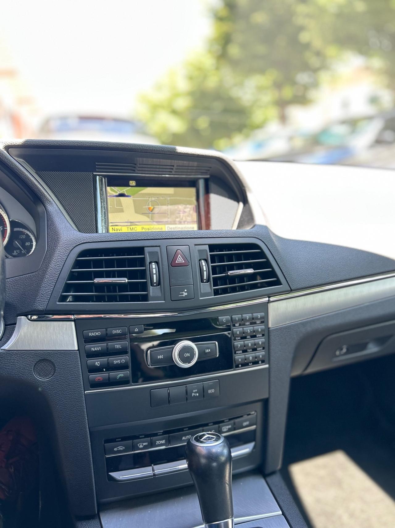 Mercedes-benz E 220 CDI Coupé BlueEFFICIENCY