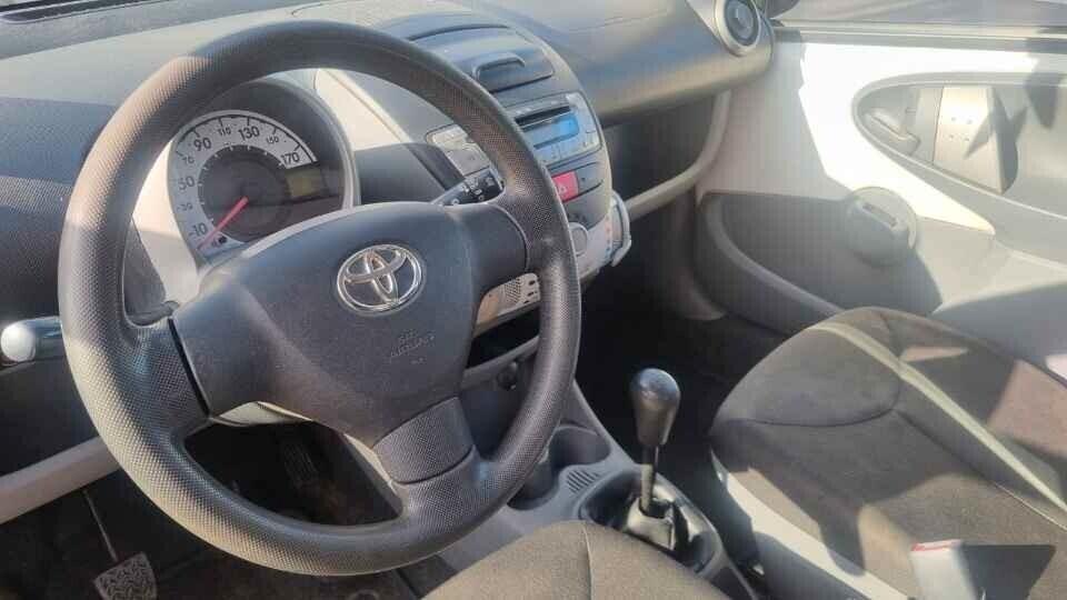 Toyota Aygo 1.0 VVT-i 5 porte 68 CV