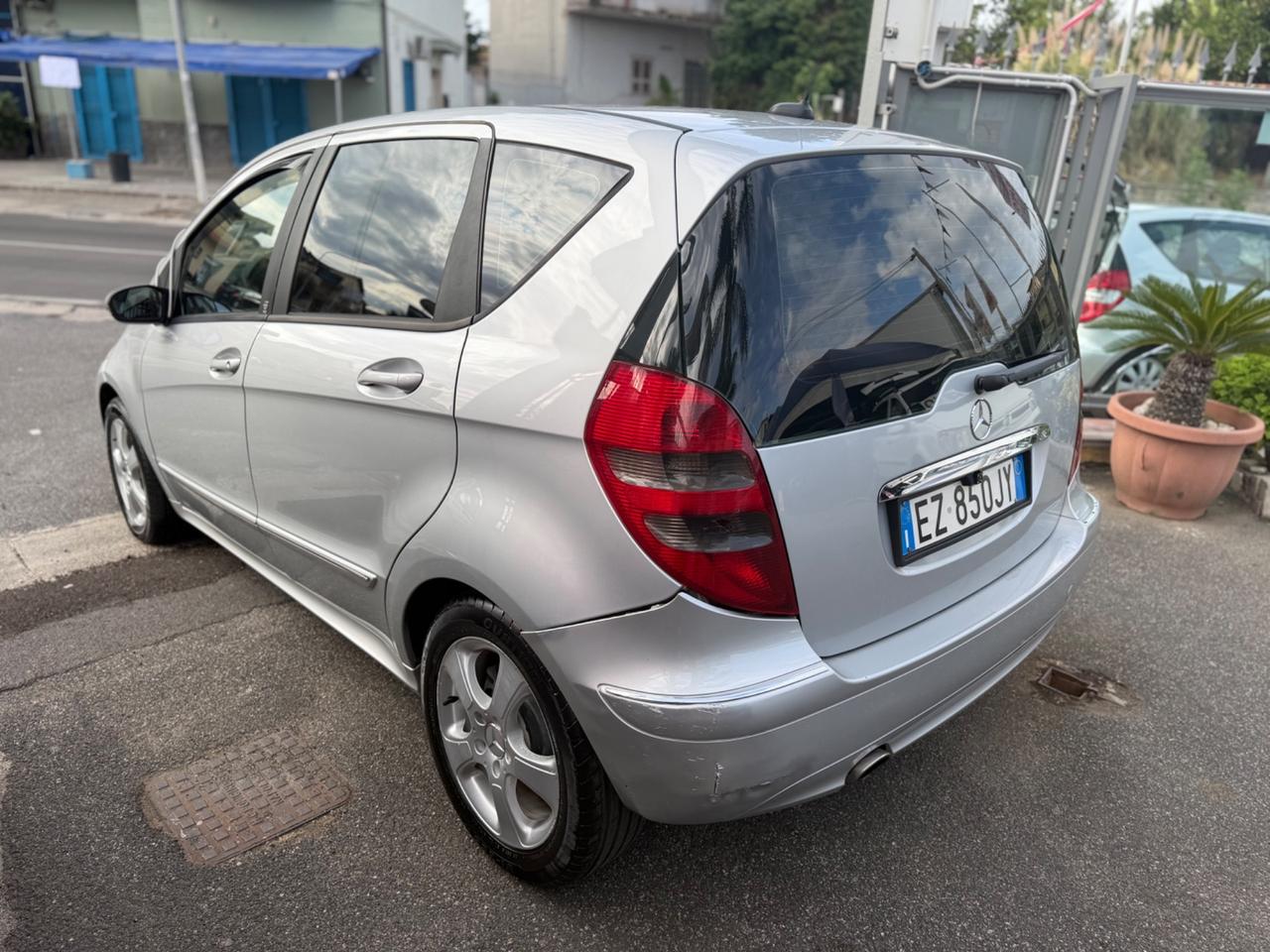Mercedes-benz A150 GPL