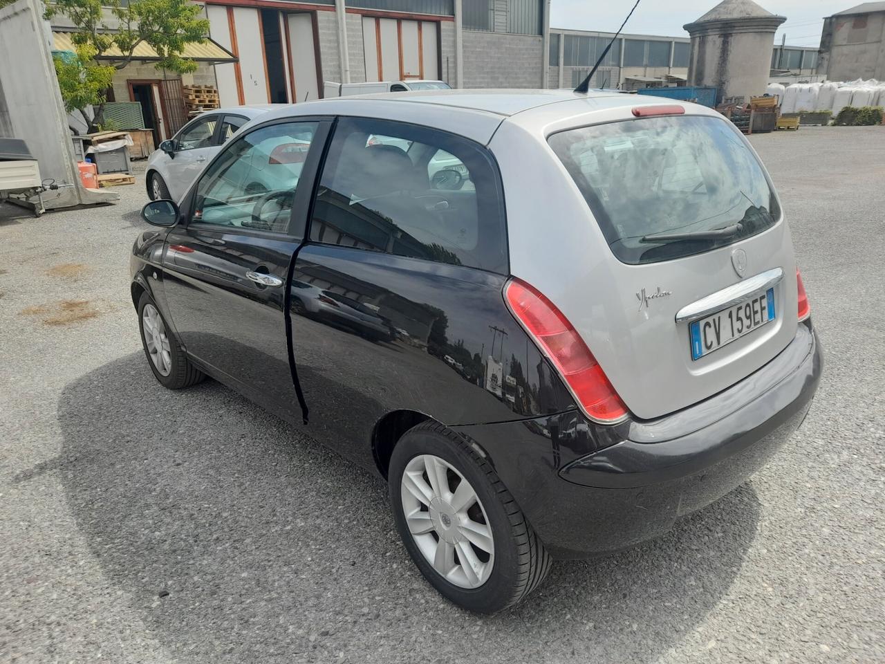 Lancia Ypsilon 1.2 Argento