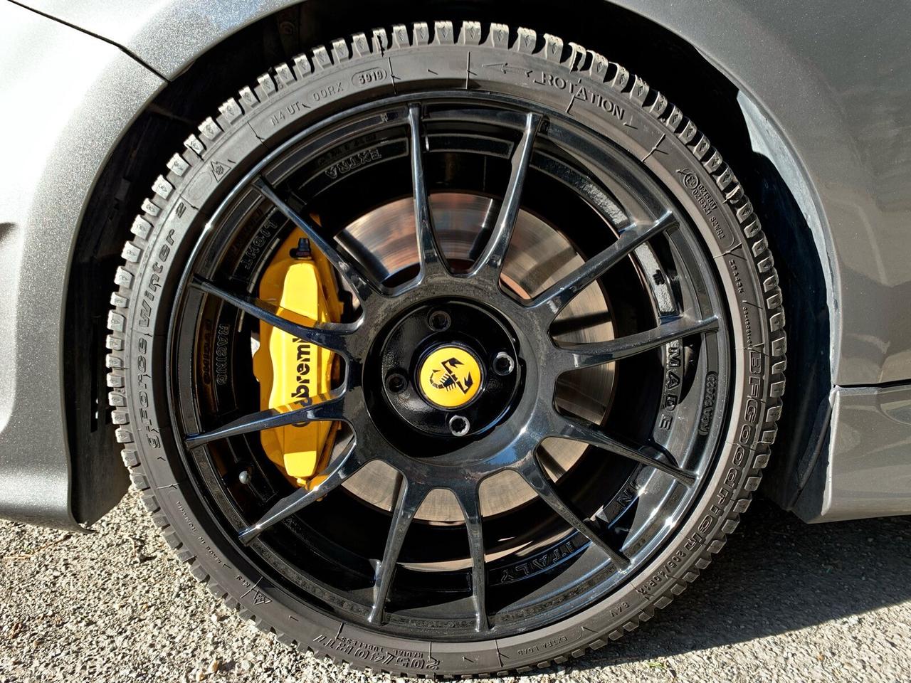 ABARTH 595 1.4 Turbo T-Jet 215 CV Turismo