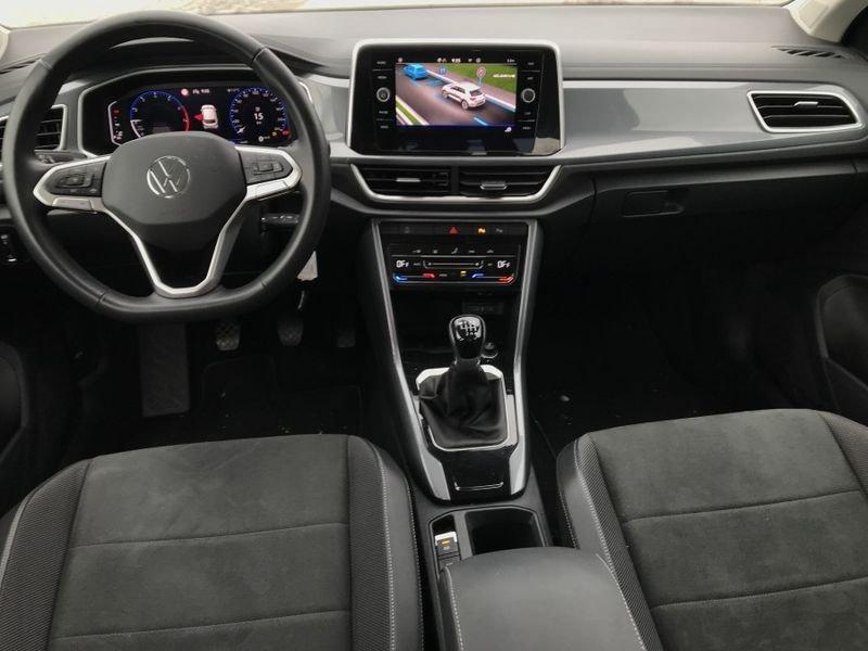 Volkswagen T-Roc 1.0 TSI 115cv Style 2025 - PARI AL NUOVO