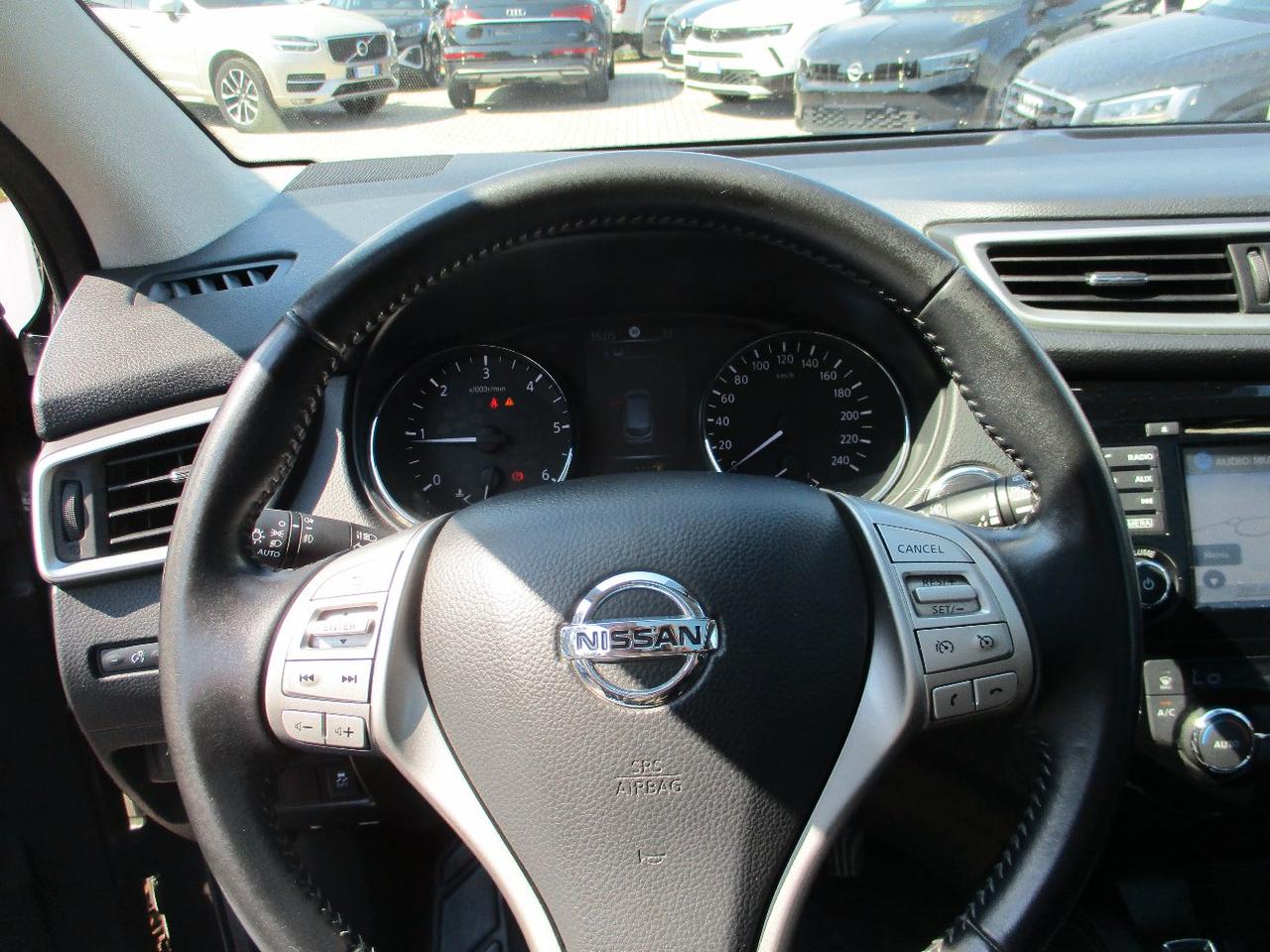 Nissan Qashqai 1.5 dCi N-Connecta TETTO/360/Frenata