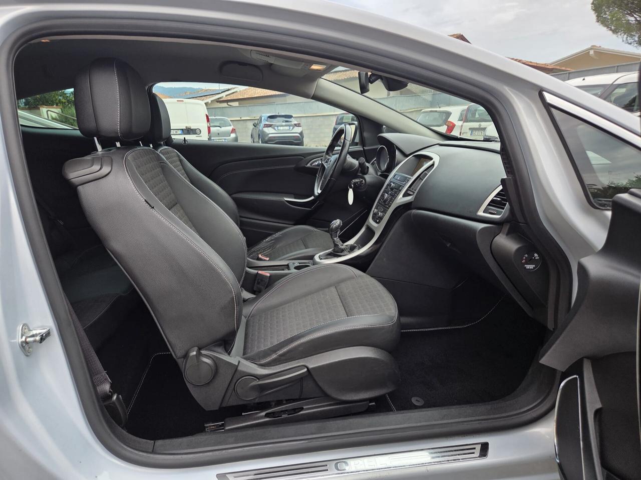 Opel Astra GTC 2.0 CDTI 165CV S&S 3 porte Cosmo S