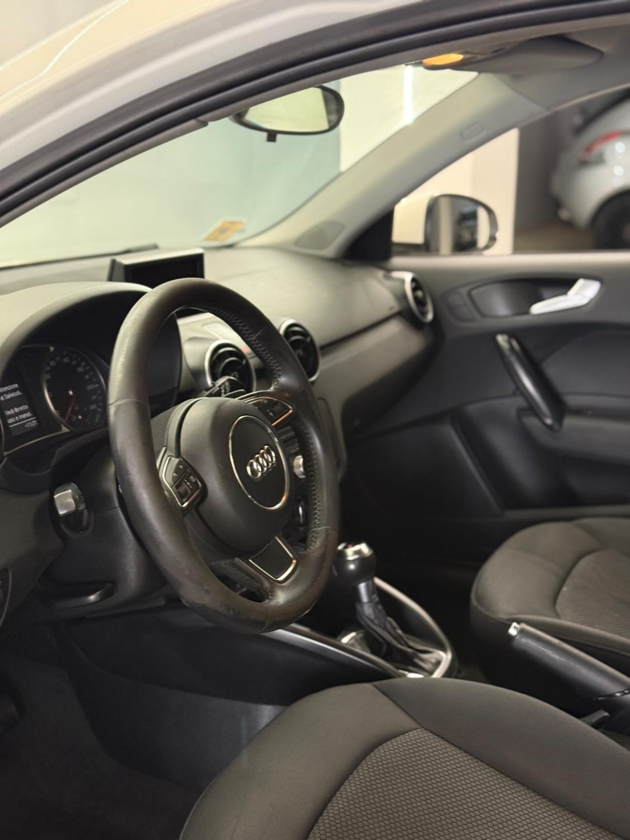 Audi A1 SPB 1.6 TDI S tronic Attraction