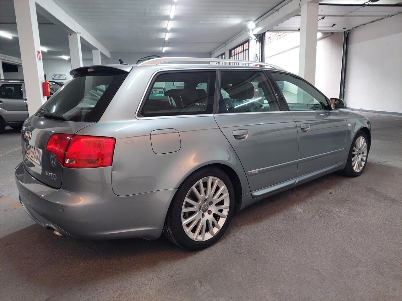 Audi A4 3.0/233CV TDI S line interno e esterno