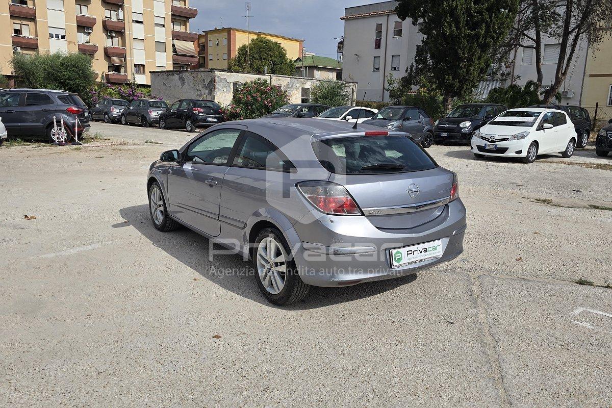 OPEL Astra GTC 1.7 CDTI 125CV 3 porte Cosmo