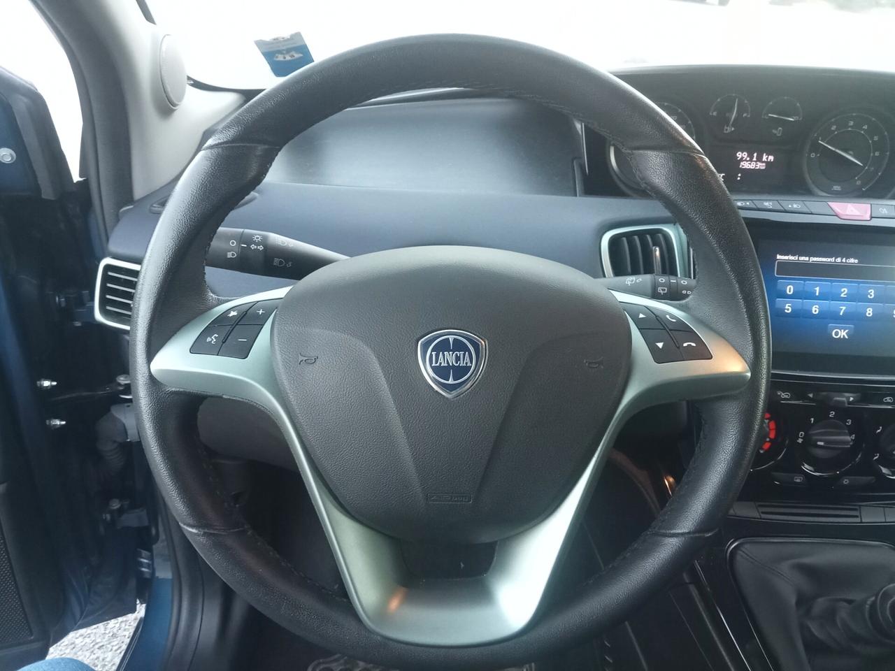 Lancia Ypsilon 1.0 FireFly 5 porte S&S Hybrid Platino