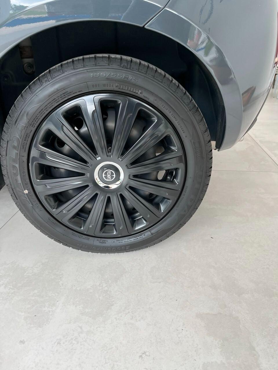 Lancia Ypsilon 1.2 69 CV 5 porte Elefantino 2