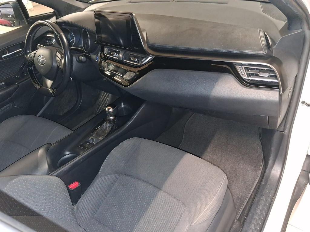 TOYOTA C-HR (2016-2023) - C-HR 1.8 Hybrid E-CVT Active