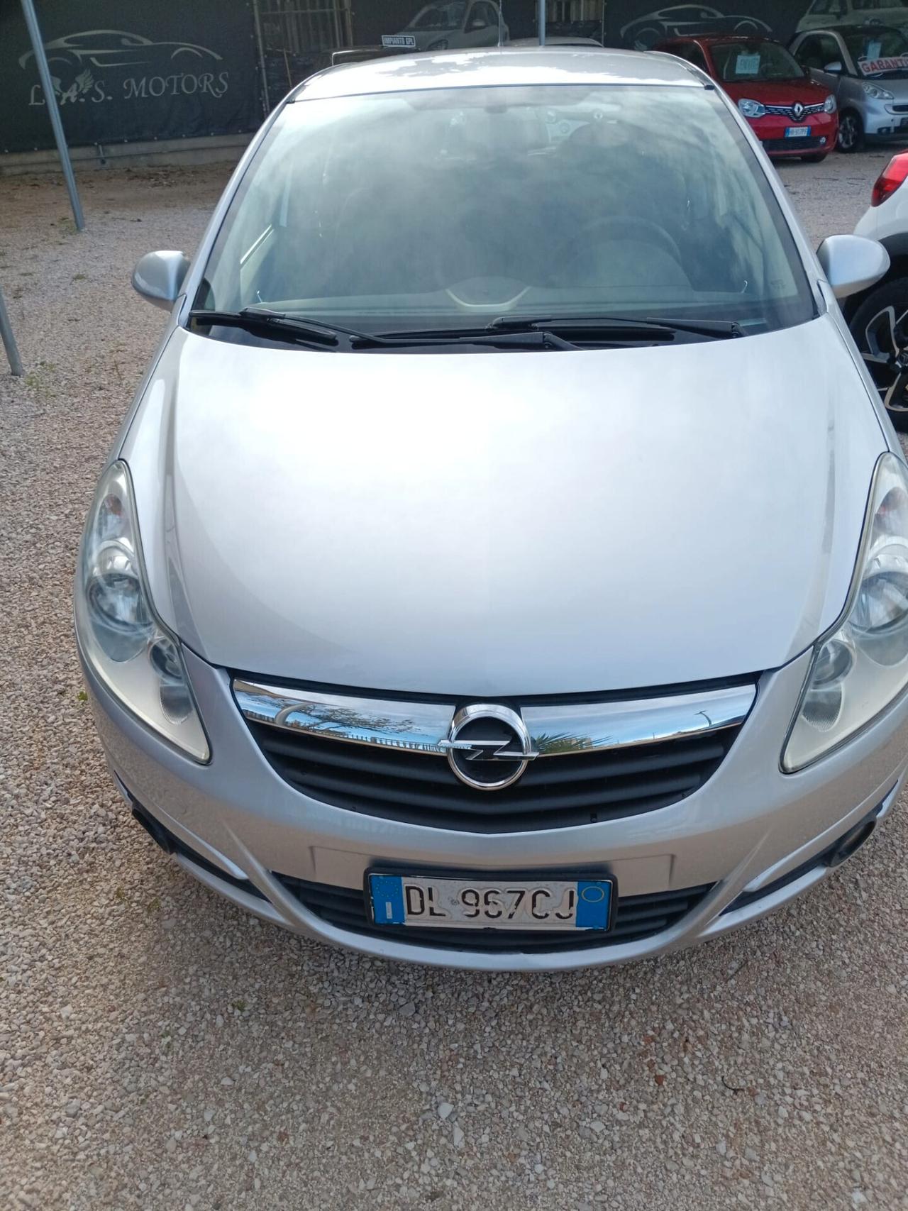 Opel Corsa 1.0 12V 5 porte Club