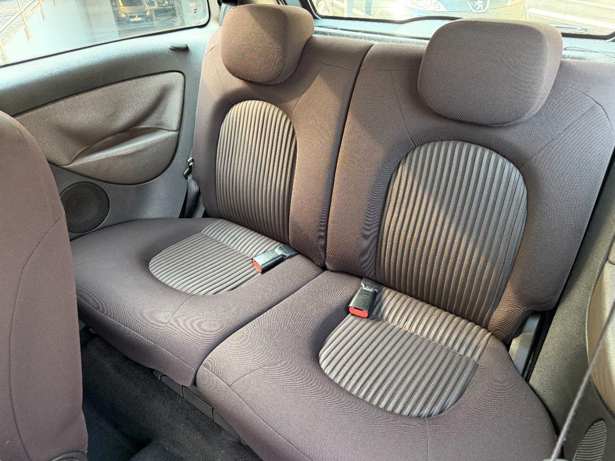 Lancia Ypsilon 3 Porte Ypsilon 1.2 8v Elle 69cv