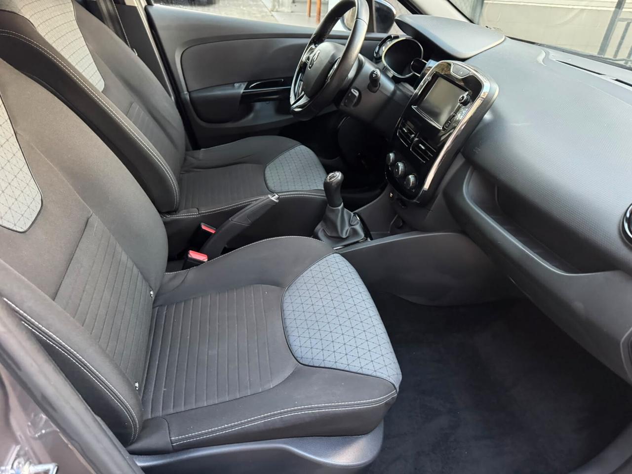 Renault Clio 0.9 TCe 12V 90CV Start&Stop 5 porte Energy*EURO5*NEOPATENTATI