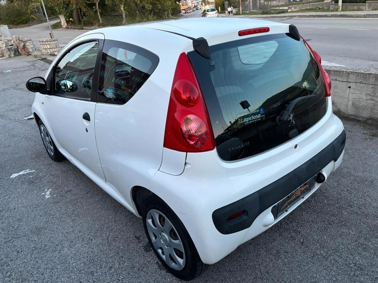 Peugeot 107 1.0 68CV 3p. Access