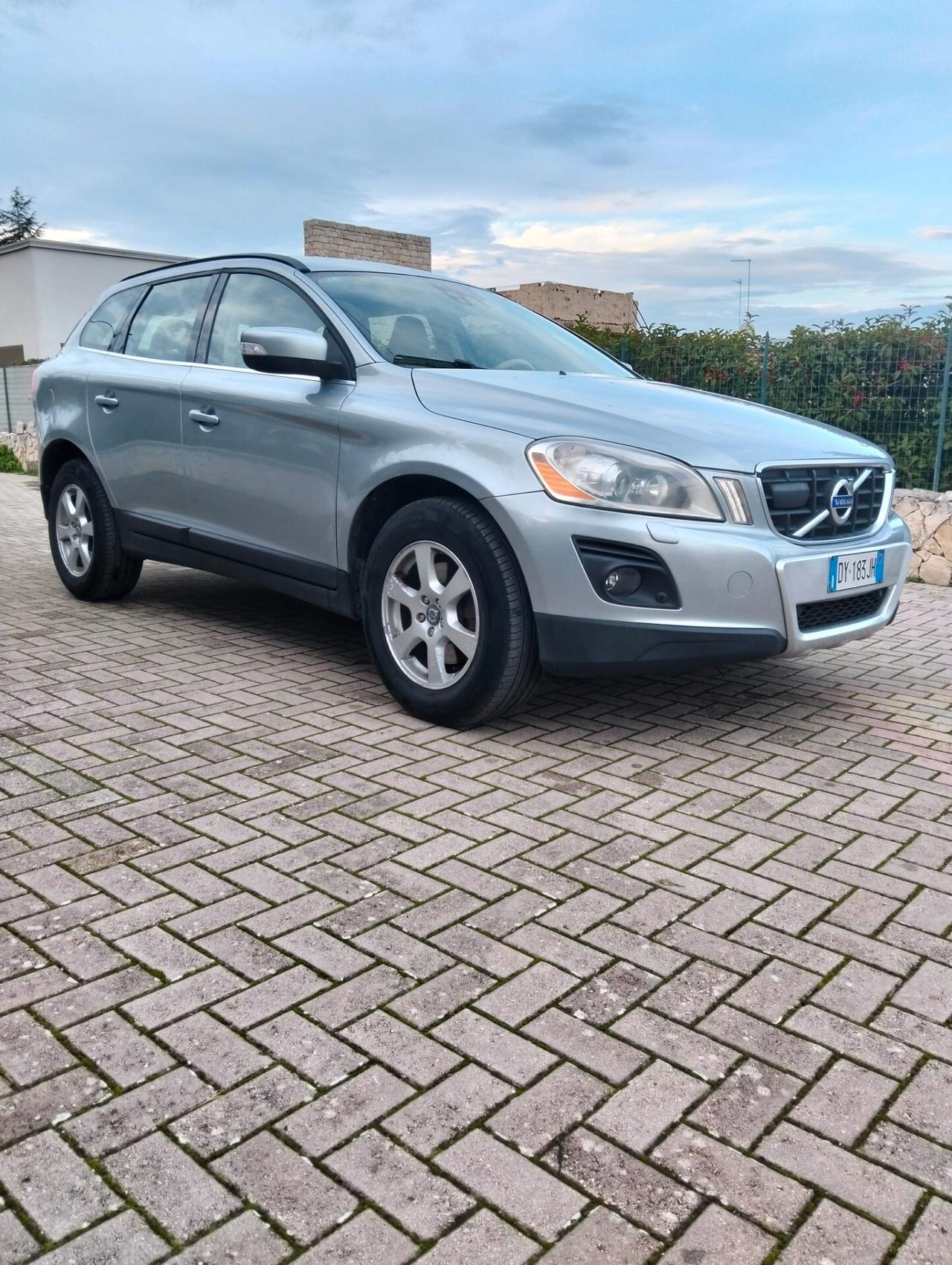 Volvo XC 60 XC60 D5 AWD Kinetic