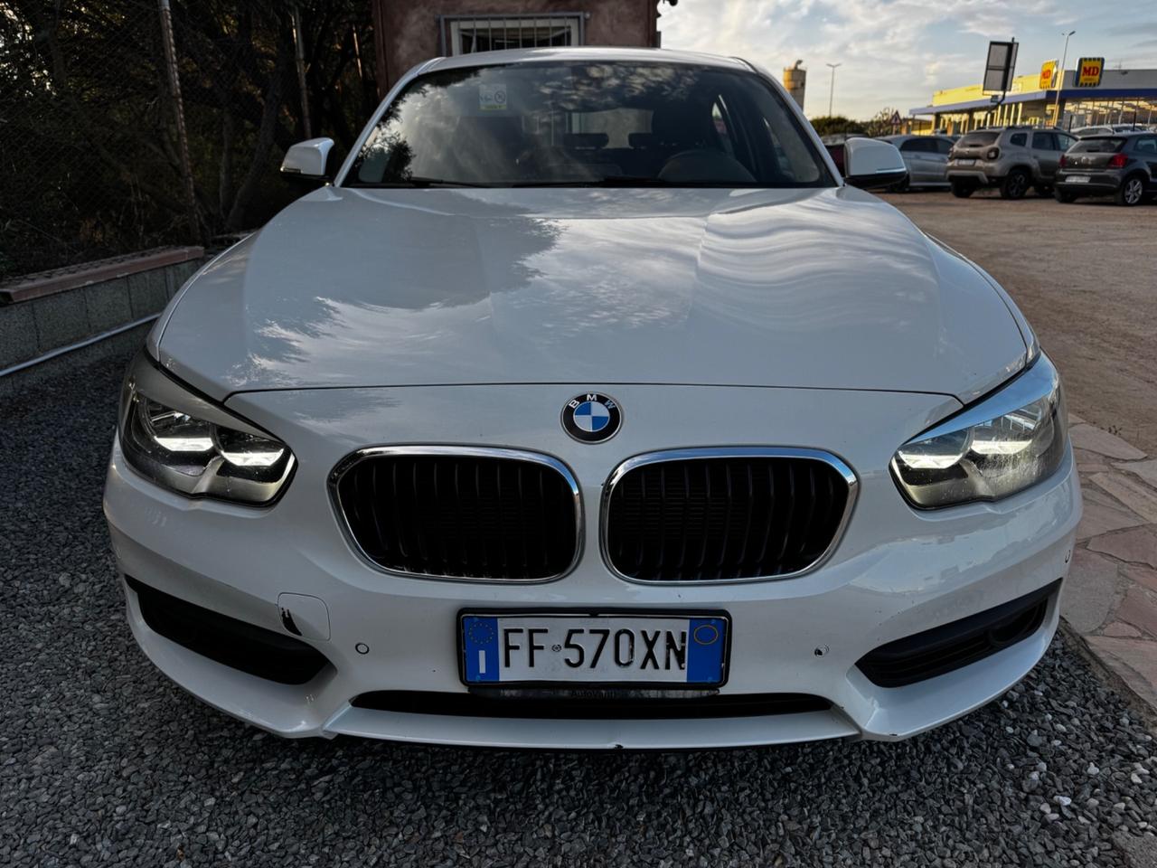 Bmw 118 118d 5p. Advantage