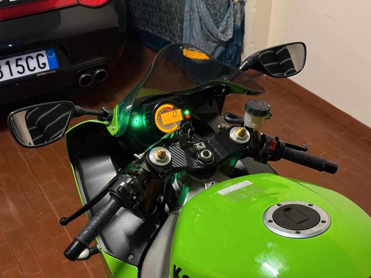Kawasaki Ninja ZX-6 r-636