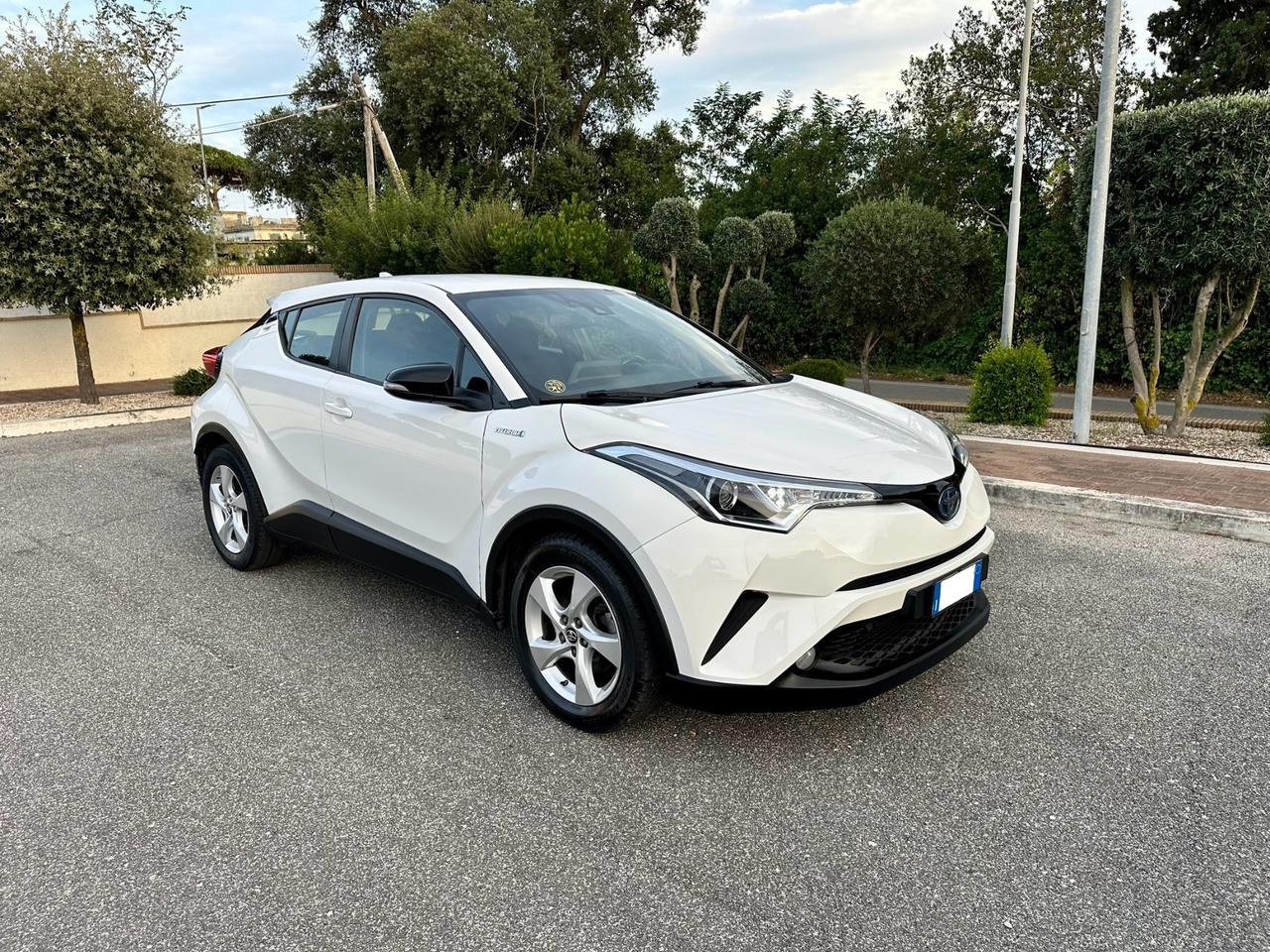 Toyota C-HR 1.8 Hybrid E-CVT Business Unico Proprietario