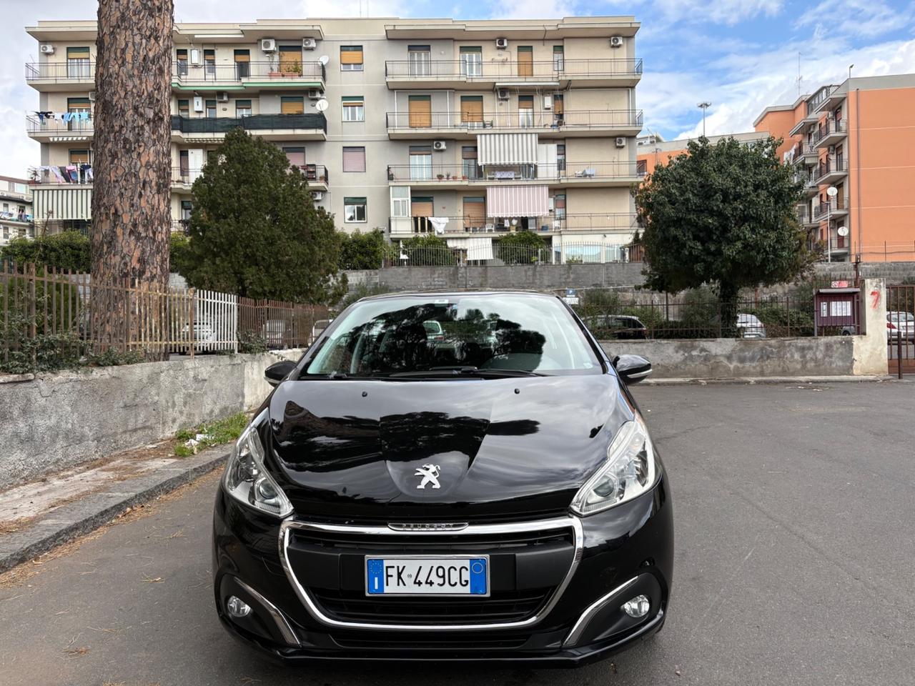 Peugeot 208 BlueHDi 75 5 porte Allure