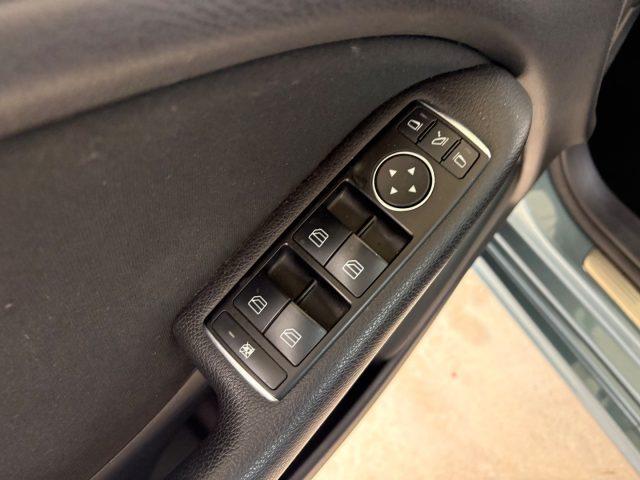 MERCEDES-BENZ B 220 4Matic 4X4 AUTOMATICA ERUO 6B BENZINA POCHI KM