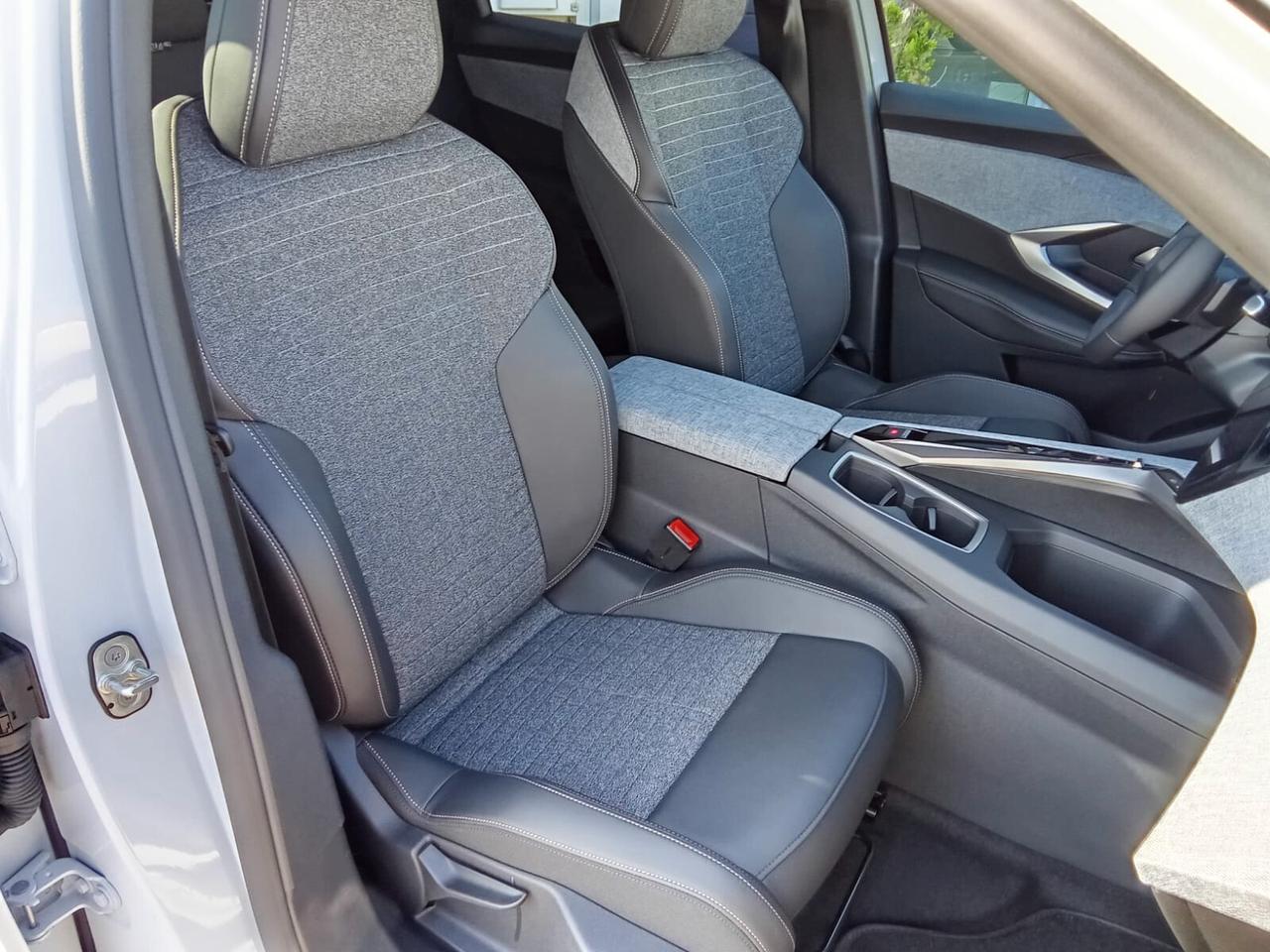 Peugeot 3008 Hybrid 145 e-DCS6 Allure