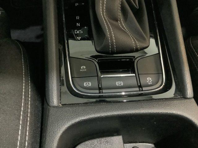 SKODA Karoq 2.0 TDI SCR DSG SportLine
