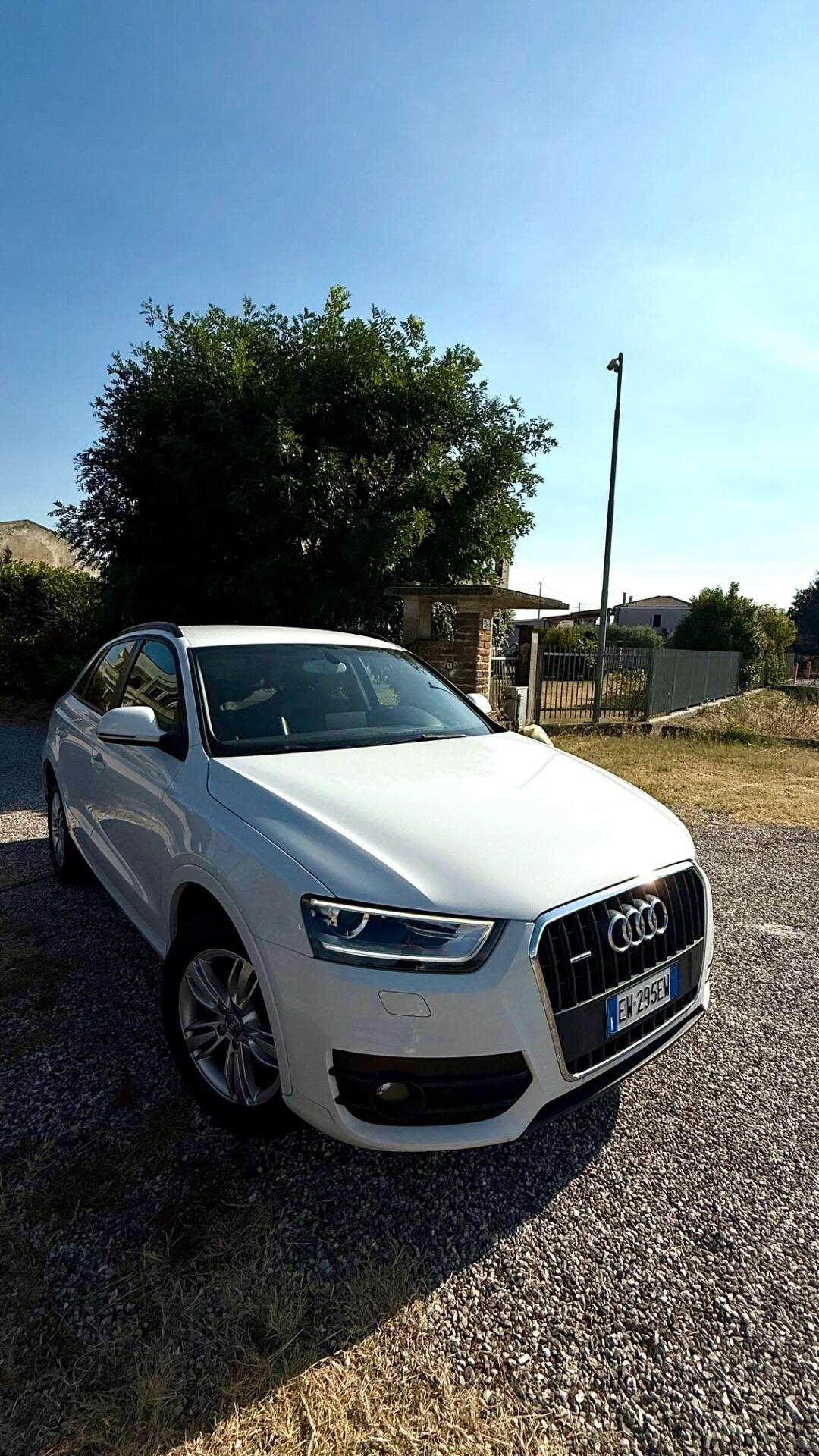 Audi Q3 2.0 TDI 140 CV quattro S tronic Sline