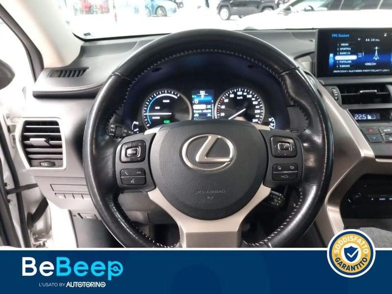 Lexus NX 300H 2.5 F-SPORT 4WD CVT