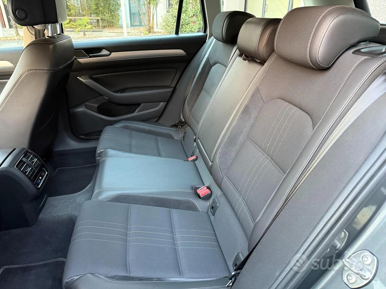 Volkswagen Passat Variant 2.0 bitdi Highline 4moti