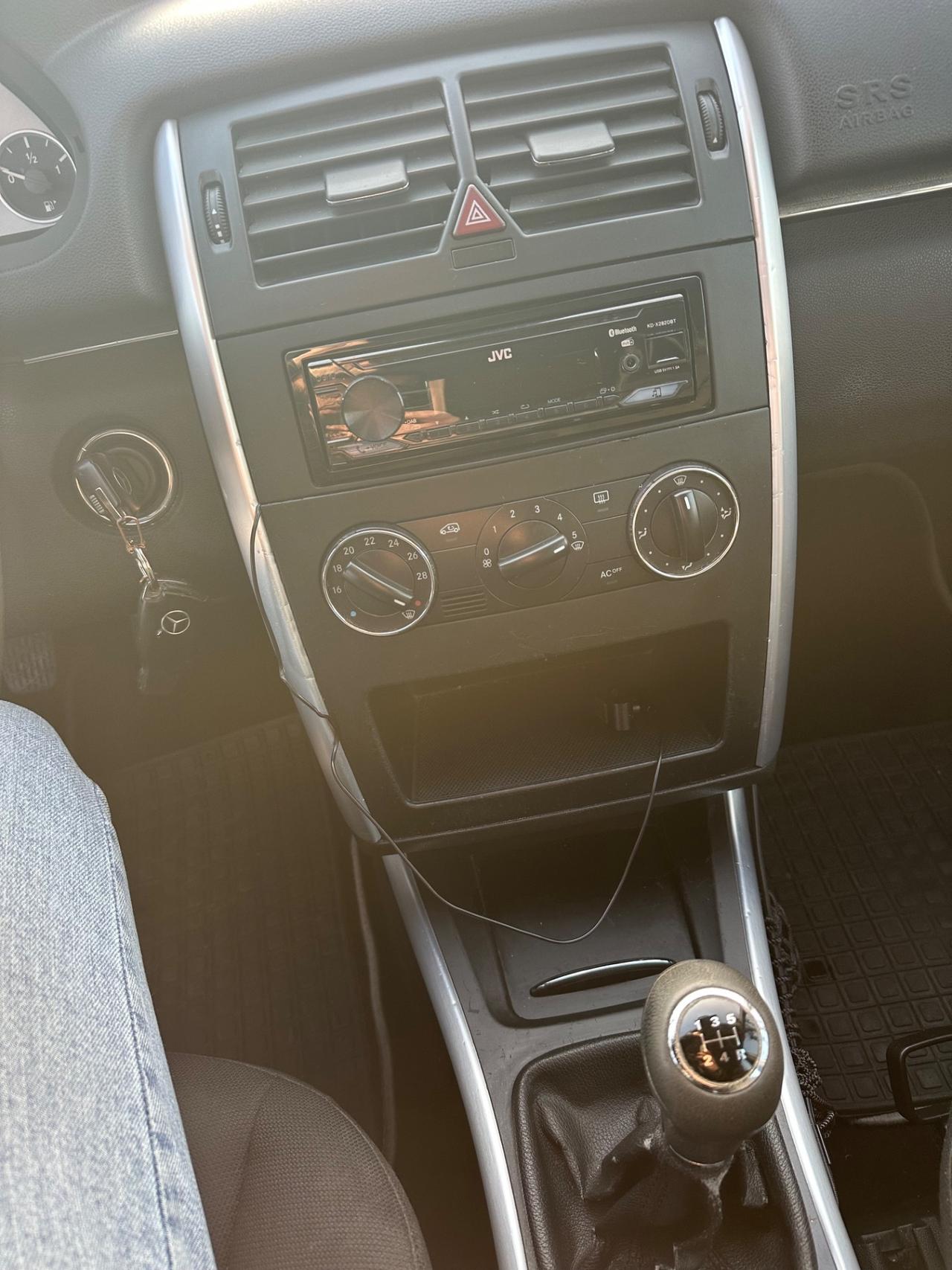 Mercedes-benz B GPL 2006 NEOPATENTATI