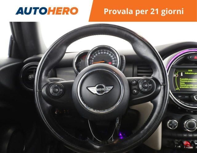 MINI Mini 1.5 Cooper D Cabrio