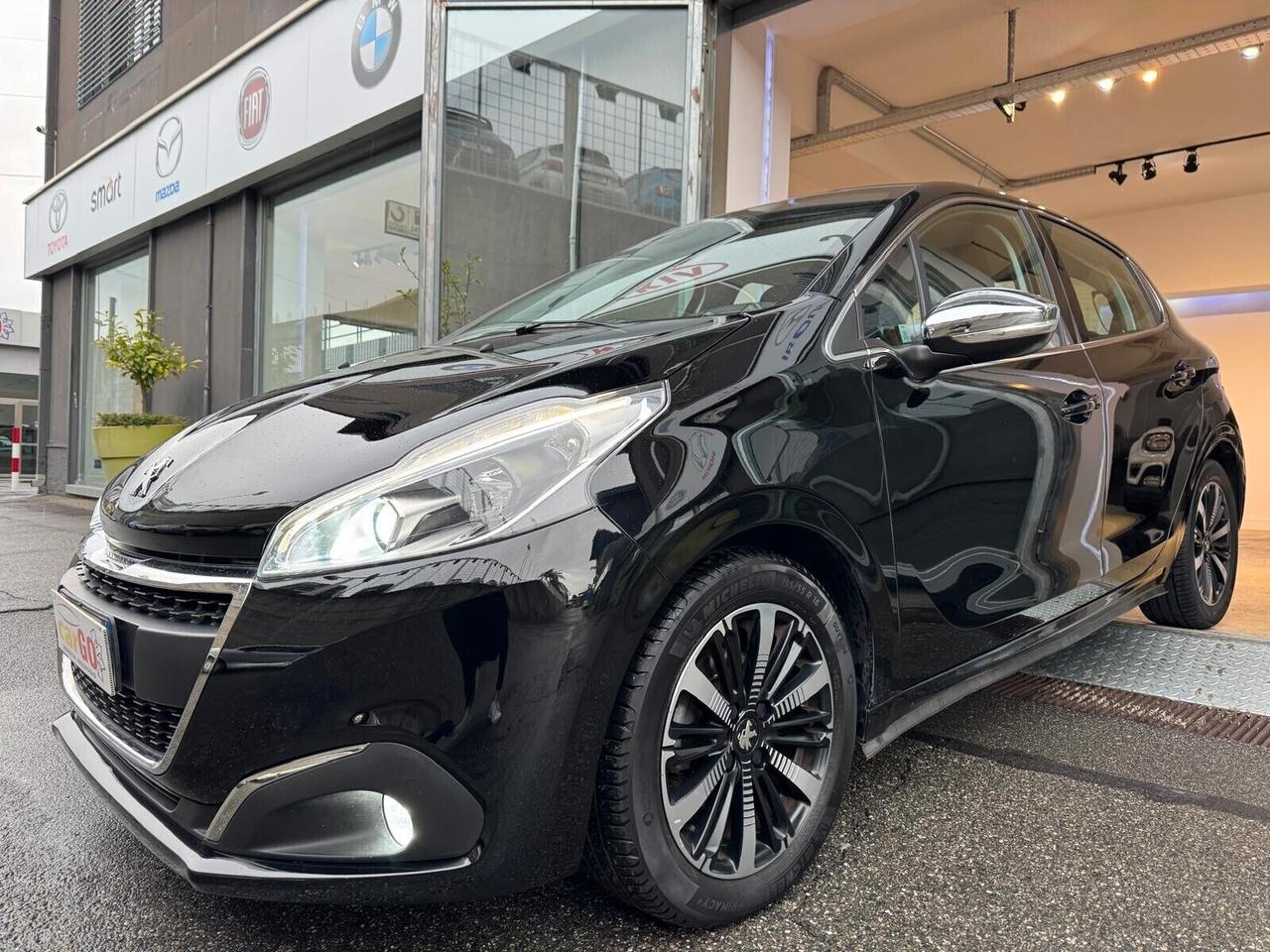 Peugeot 208 PureTech Turbo 110 EAT6 S&S 5 porte Allure