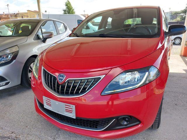 LANCIA Ypsilon 1.0 FireFly 5 porte S&S Hybrid Ecochic Silver