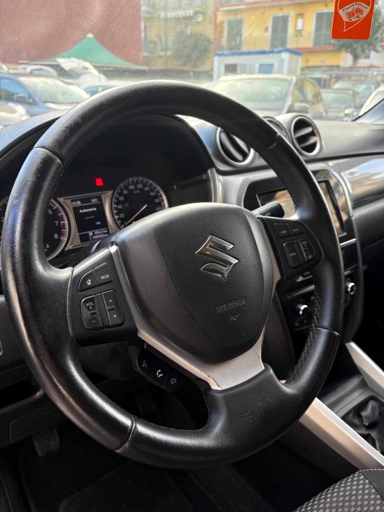 Suzuki Vitara 1.6 benz/GPL 4x2
