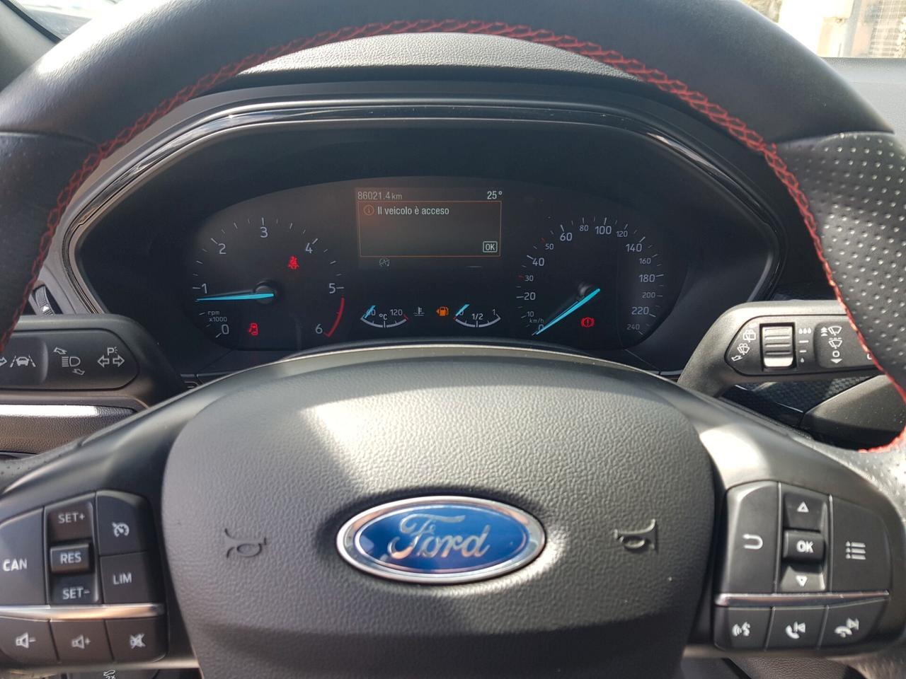 Ford Focus 1.5 tdci 120cv ST Line Navy Rcam Led