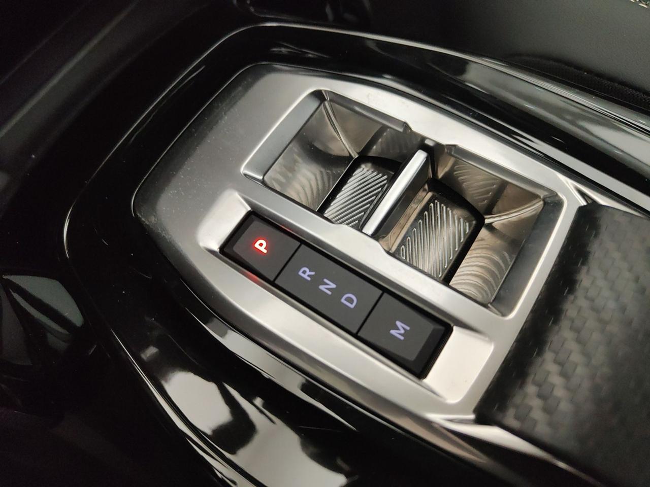 PEUGEOT 2008 II 2020 1.2 PURETECH 130CV ALLURE EAT8 (CAMBIO AUTOMATICO)