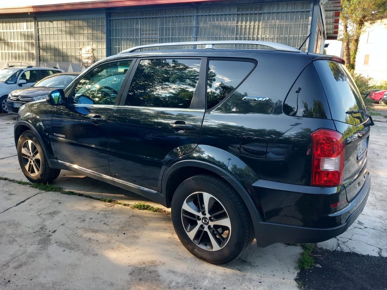 Ssangyong Rexton W 2.2 Diesel 4WD M/T Plus