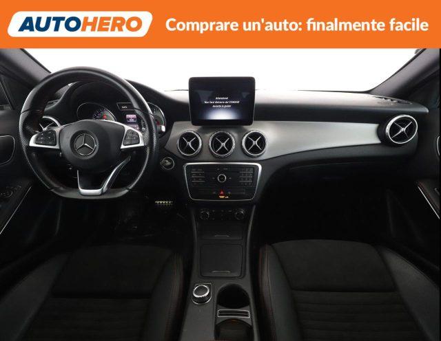 MERCEDES-BENZ GLA 200 d Automatic Premium