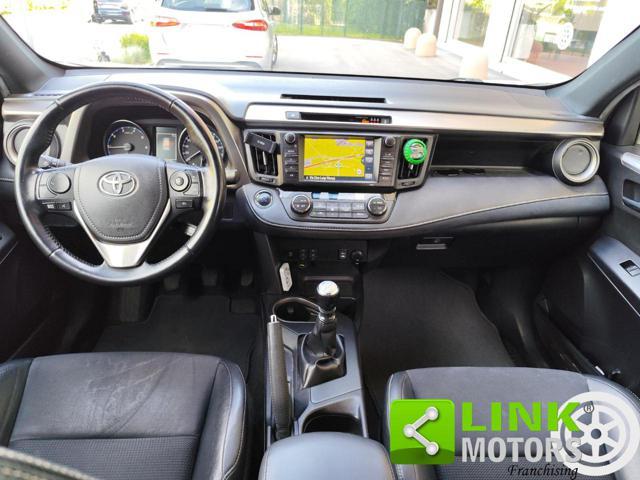 TOYOTA RAV 4 MY23 RAV4 2.0 D-4D 2WD Style GARANZIA INCLUSA