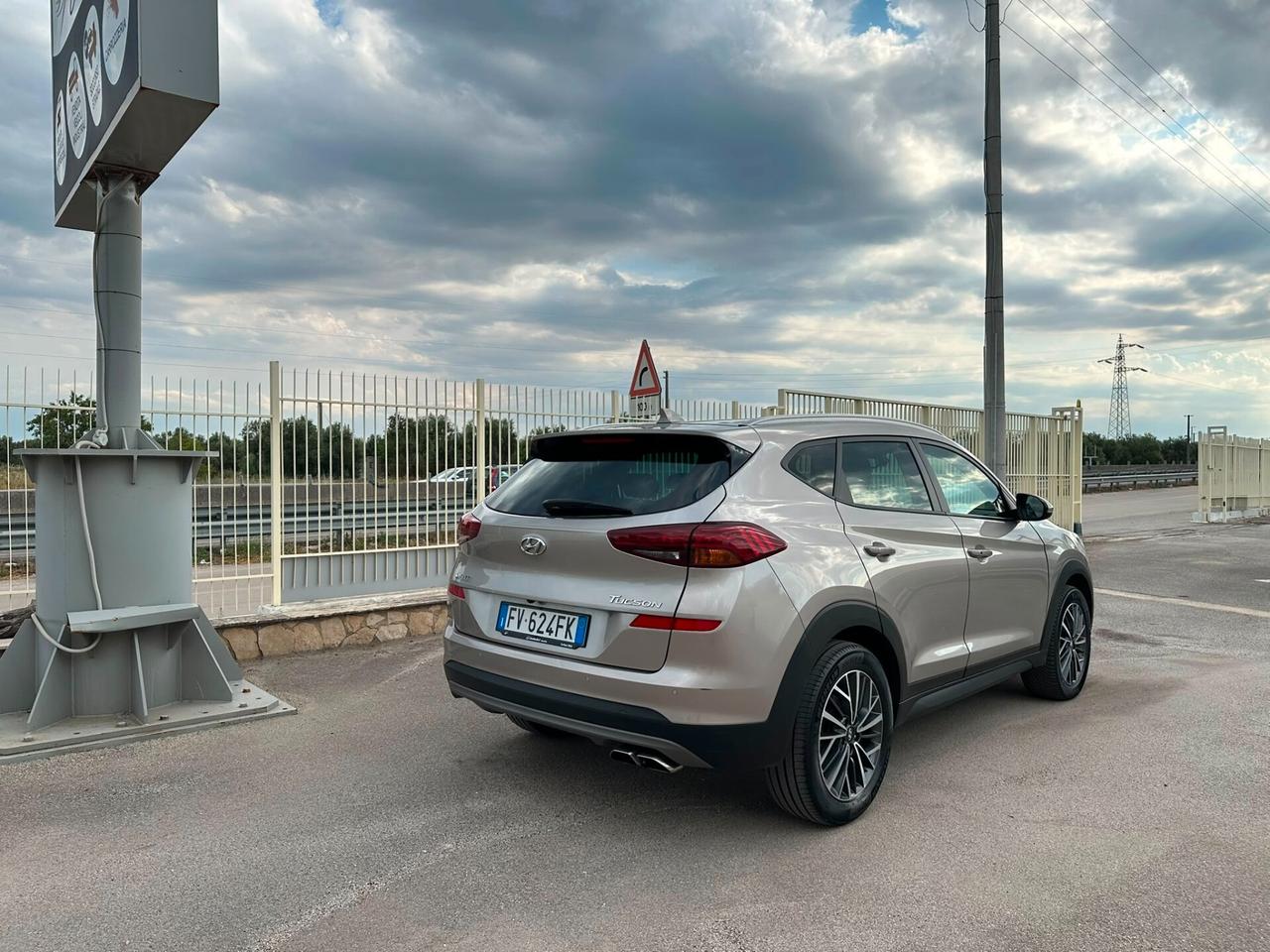 HYUNDAI TUCSON 1.6 CRDi Exellence