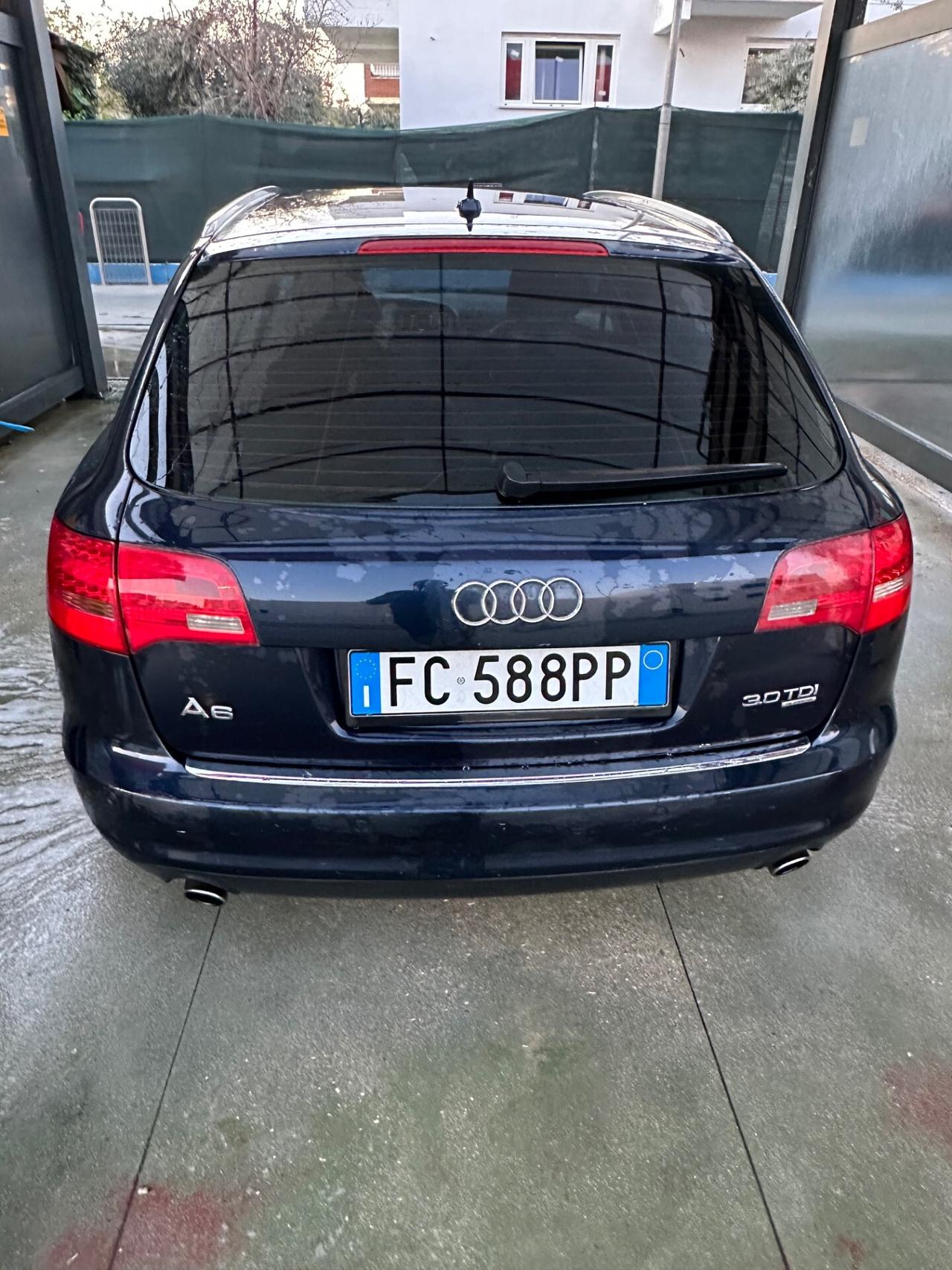 Audi A6 3000 V6 TDI 240cv 4x4 2009.