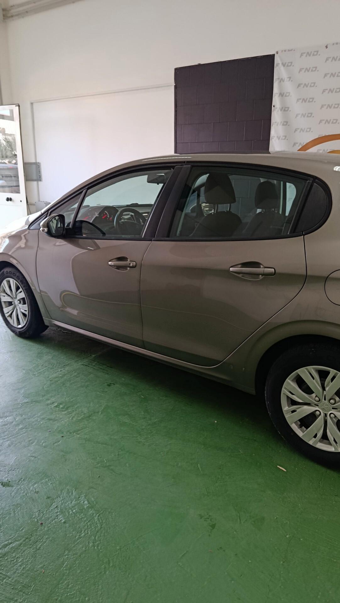 Peugeot 208 1.2 VTi 82 CV 5 porte Allure