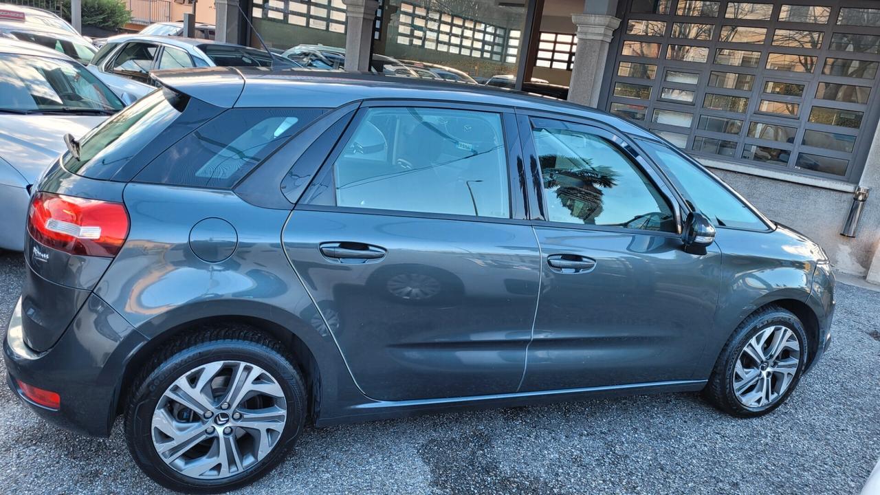 Citroen C4 Picasso Euro 6B.. Cambio Automatico..Gancio traino